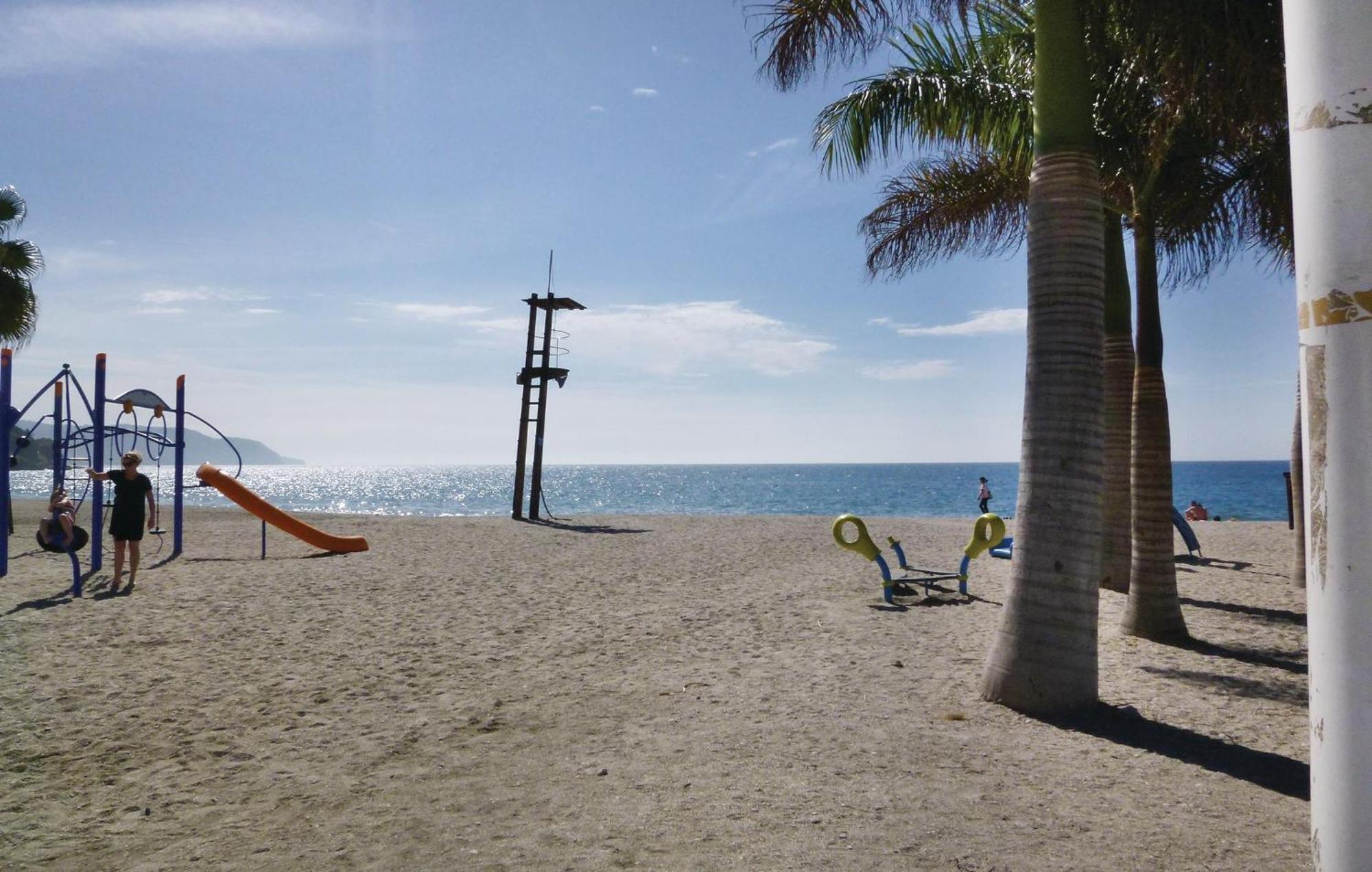 Cozy Home In Nerja With Wifi المظهر الخارجي الصورة
