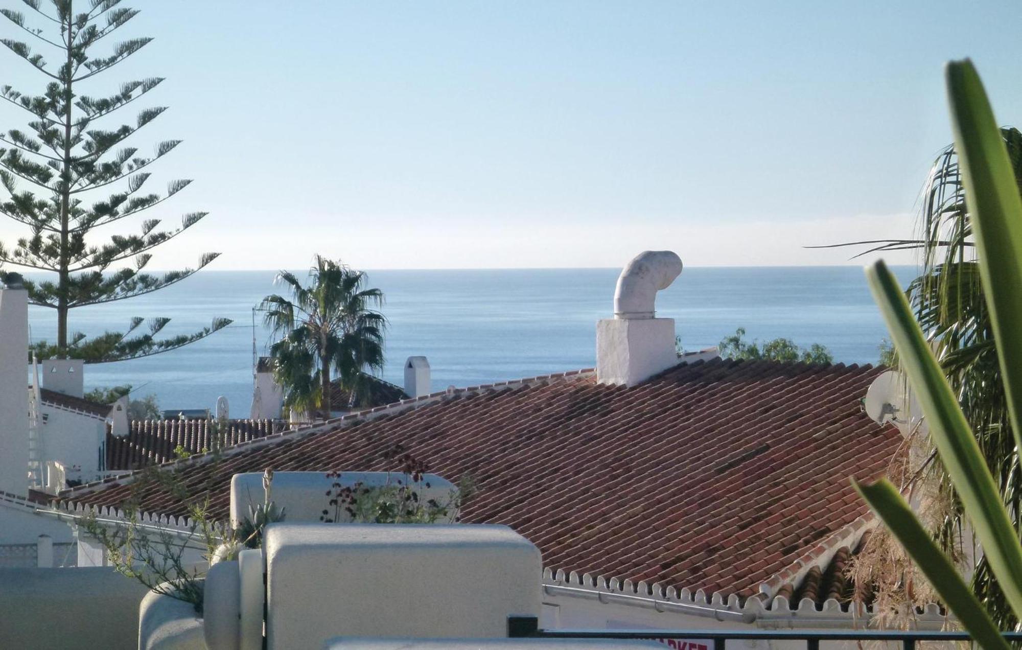 Cozy Home In Nerja With Wifi المظهر الخارجي الصورة