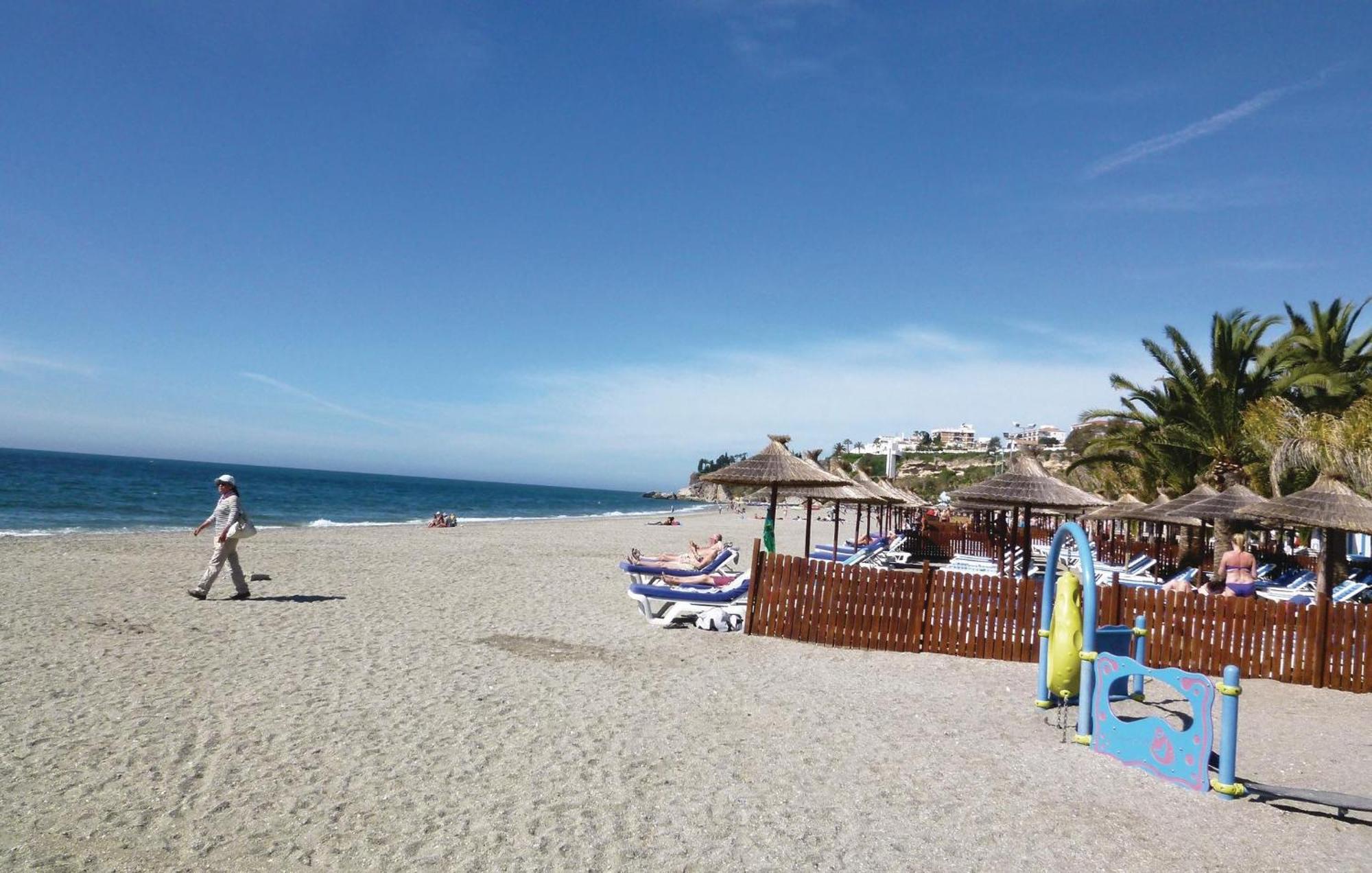 Cozy Home In Nerja With Wifi المظهر الخارجي الصورة